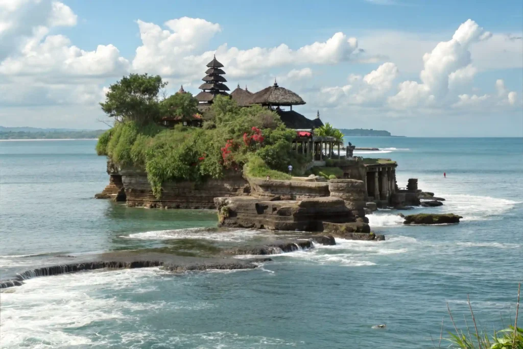 Tanah Lot | Best Locations for Photoshoot in Bali 2 | Photography Services in Bali | Juara Production.