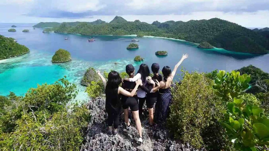 Wayag Island Raja Ampat | Juara Production